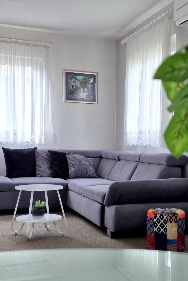Apartment Silvana Kaštela Esterno foto